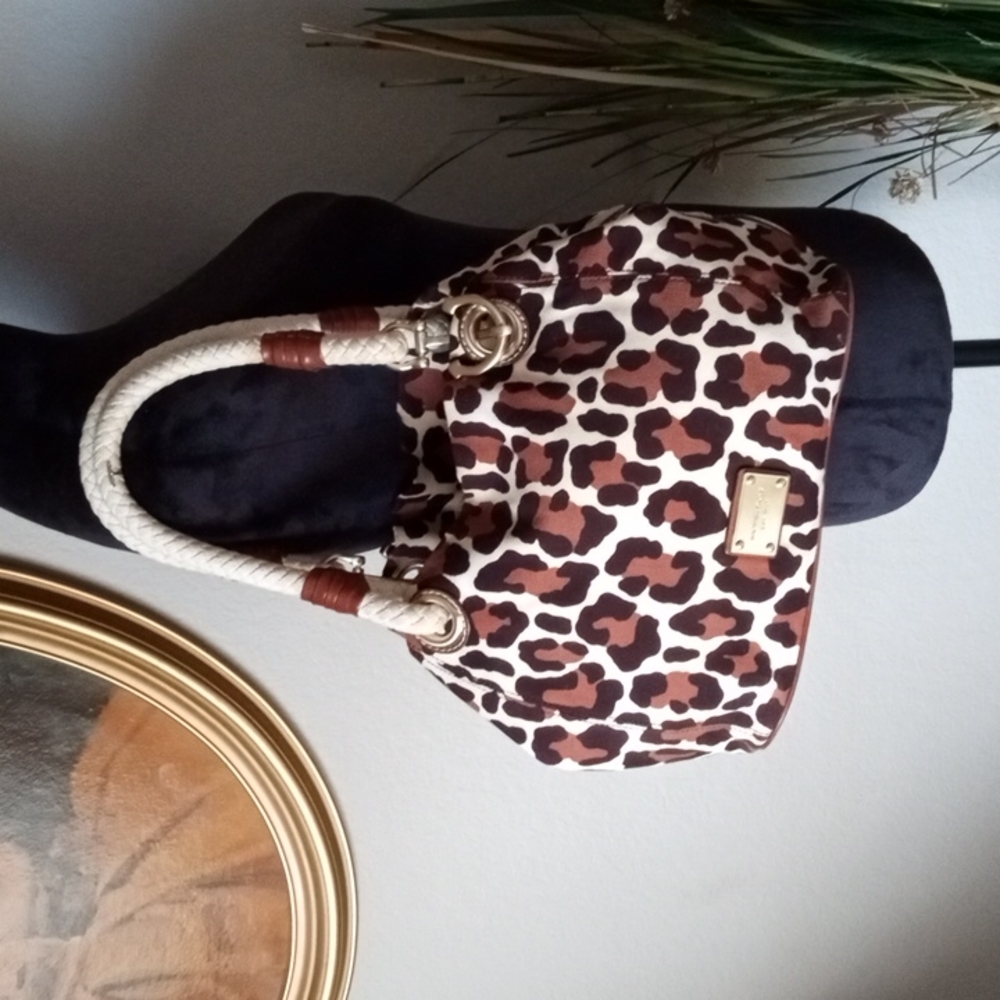 RARE! Michael Kors "Marina" Leopard Print Canvas Extra Large Tote Handbag Purse.